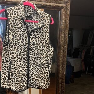 Leopard Print Fleece Vest in Black & White